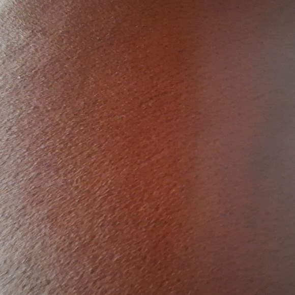 *NWT ladies baseball style hat, green, says London on its super nice, adjustable - Picture 1 of 2